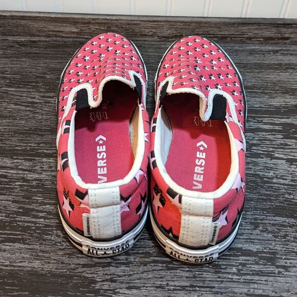 Converse Women's Pink/Navy/White Stars Print Slip on Shoe Size 9 - Picture 4 of 5